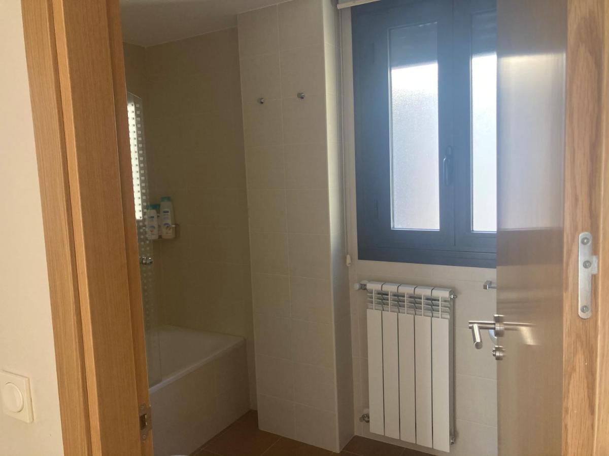 Modern & Cosy Apartment In Jaca Pyrenees Spain ภายนอก รูปภาพ